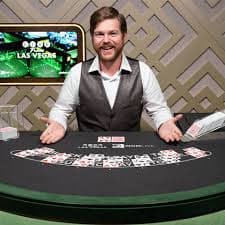 Studio produksi baccarat garudabet dengan pencahayaan profesional